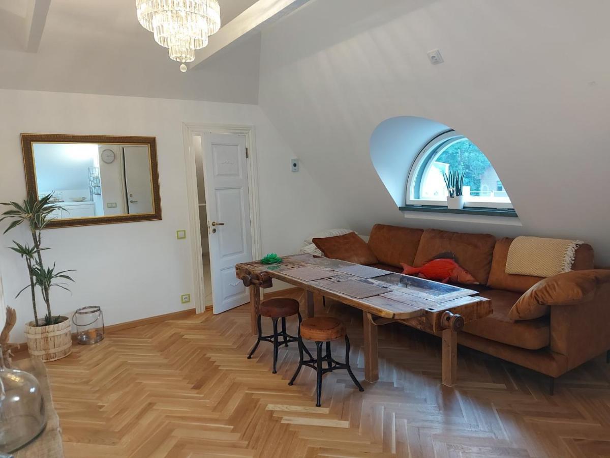 Modern History Apartment Tallinn Eksteriør bilde