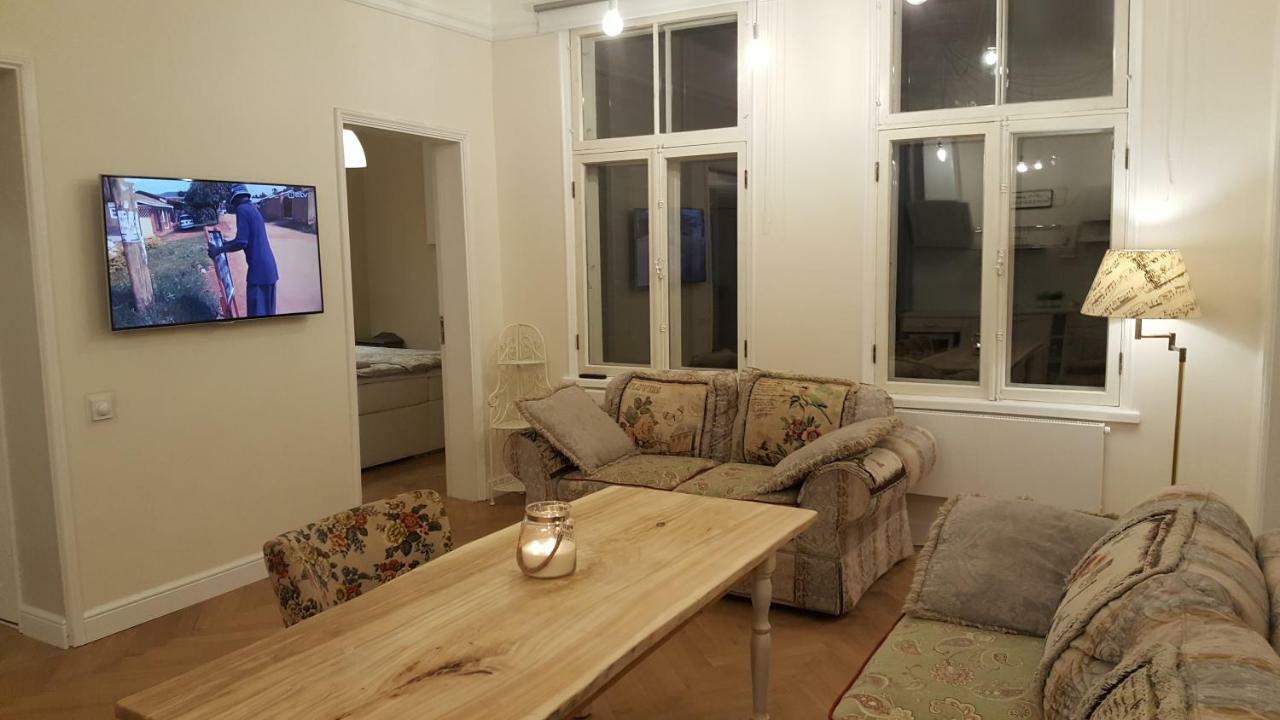 Modern History Apartment Tallinn Eksteriør bilde